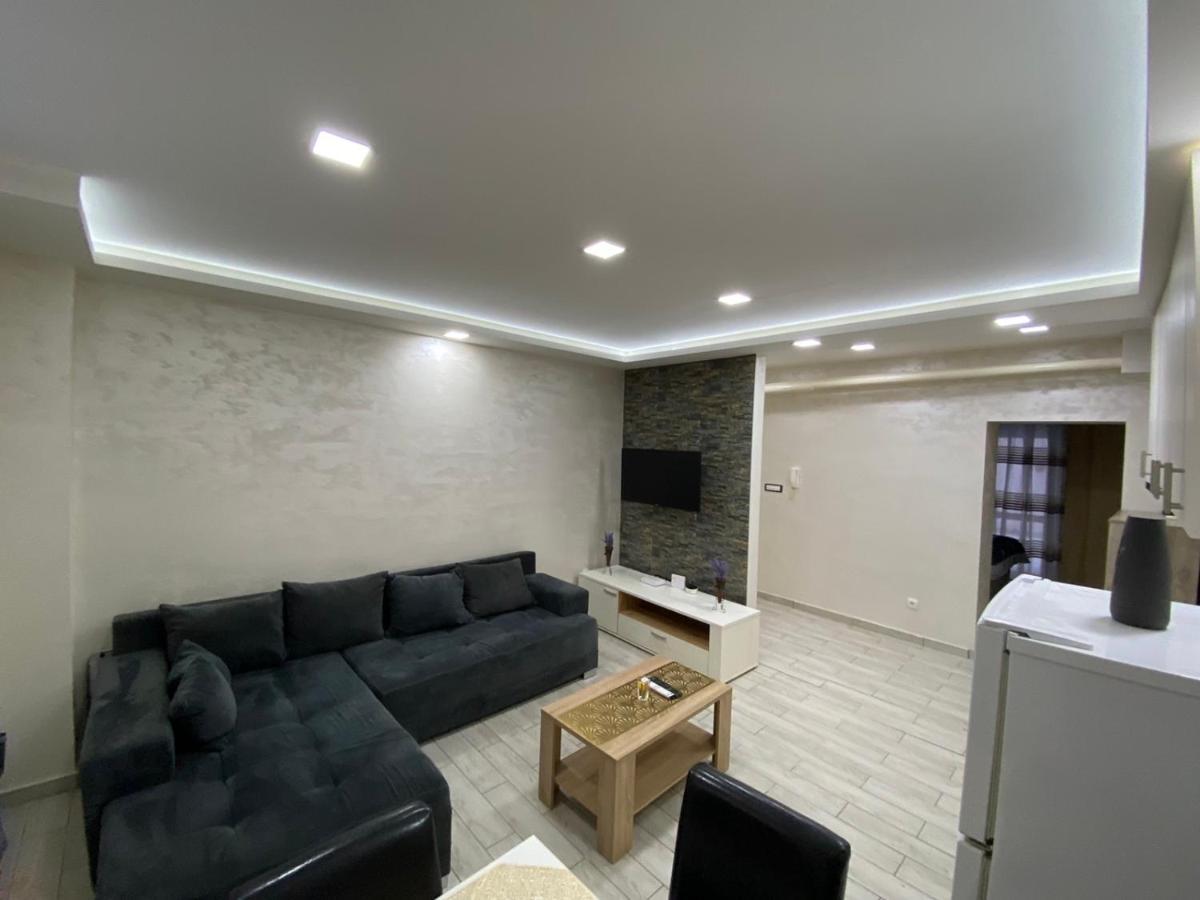 Daca 1 Appartement Belgrado Buitenkant foto