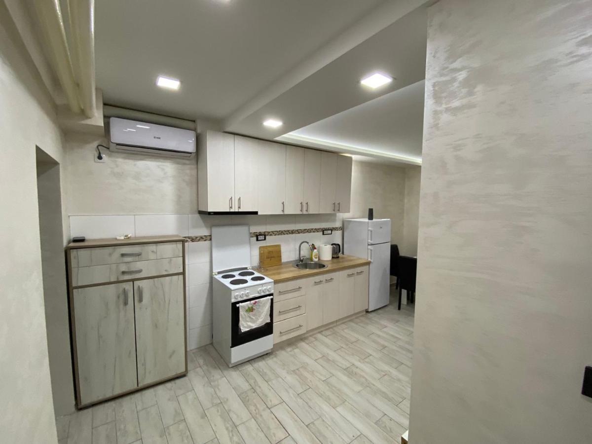 Daca 1 Appartement Belgrado Buitenkant foto
